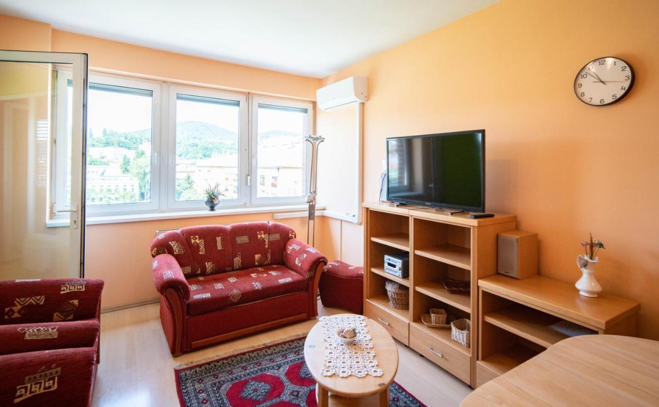 Free Parking Amphitheater Apartment - Wifi, Ac, Tv Budapeşte Dış mekan fotoğraf