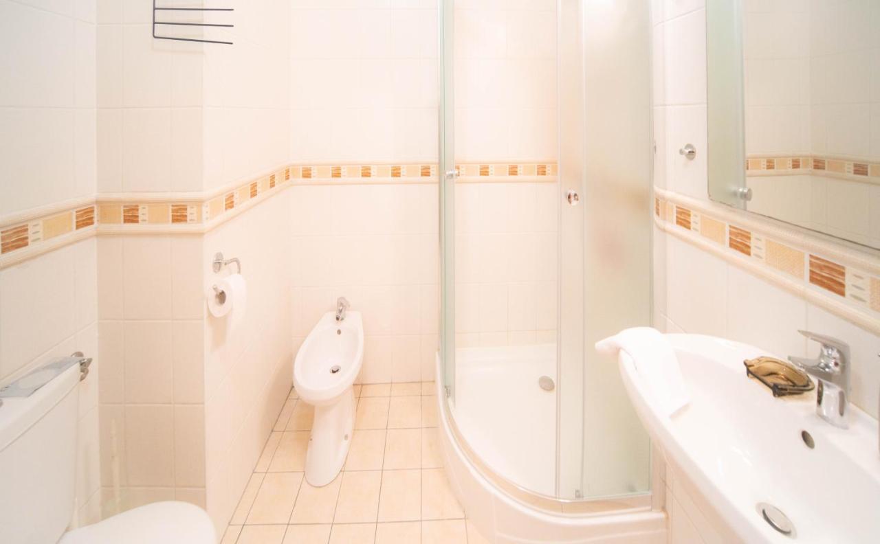 Free Parking Amphitheater Apartment - Wifi, Ac, Tv Budapeşte Dış mekan fotoğraf